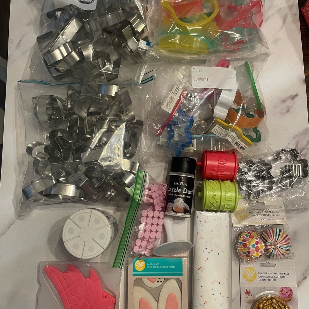 Wilton Silver and Multicolor Cookie Cutter Set